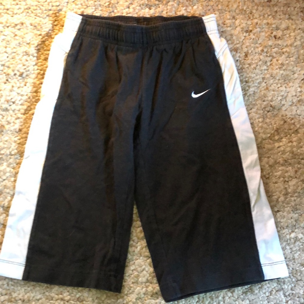 Nike long shorts/capris